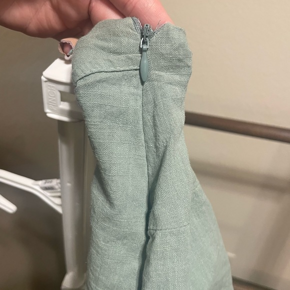 Green wrap skirt - Picture 3 of 4